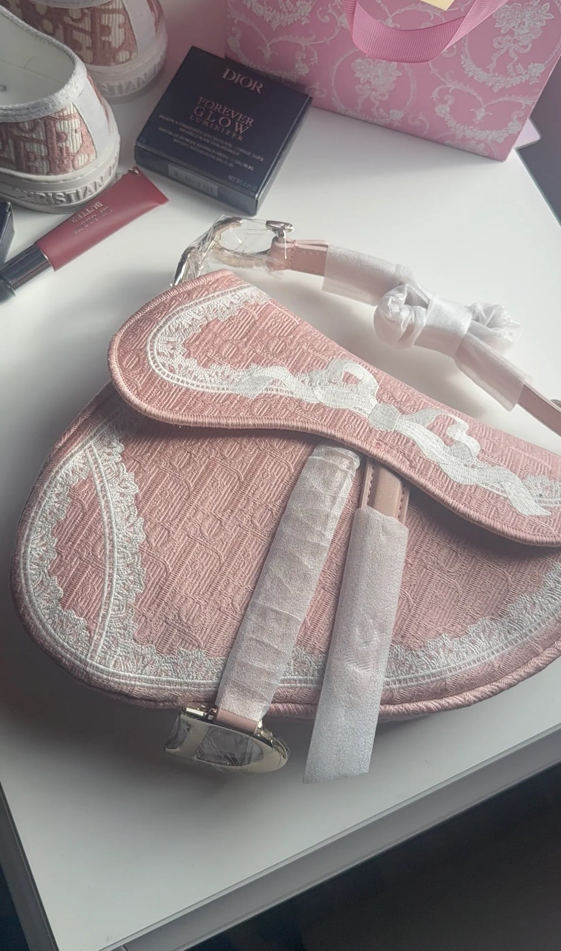 🎀Vintage pink saddle purse