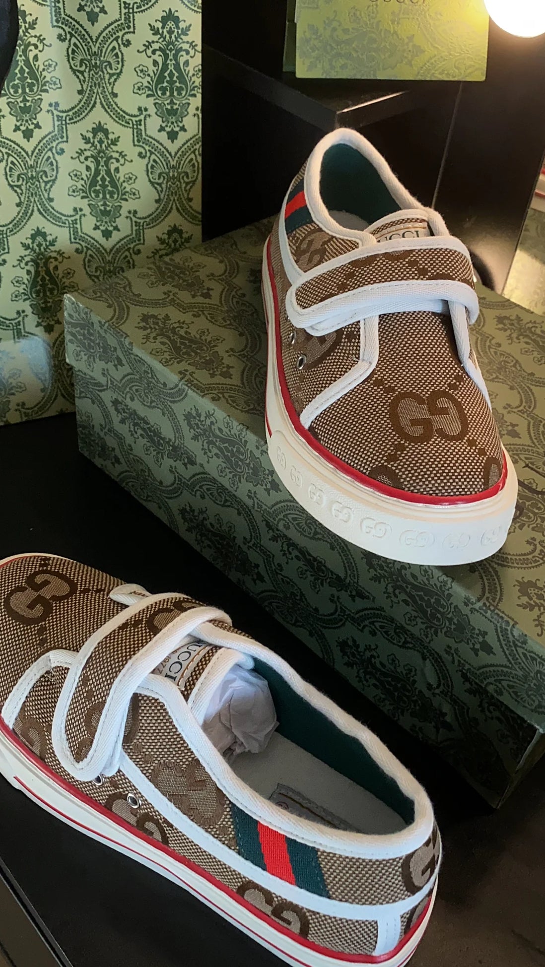 Gg Unisex Shoes with strap