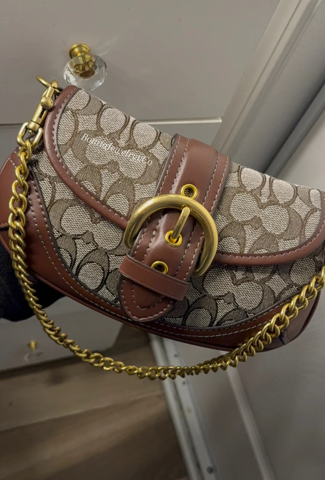 Brand new brown vintage purse