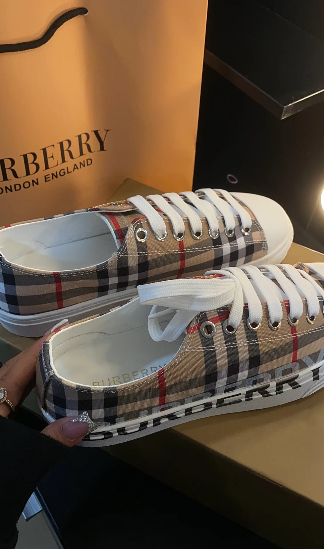Womans Berrys shoe