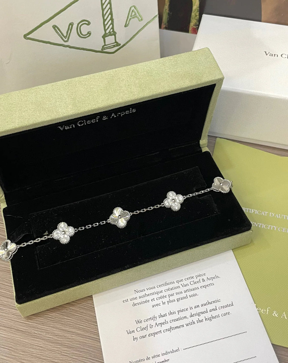 Silver clover bracelet with box