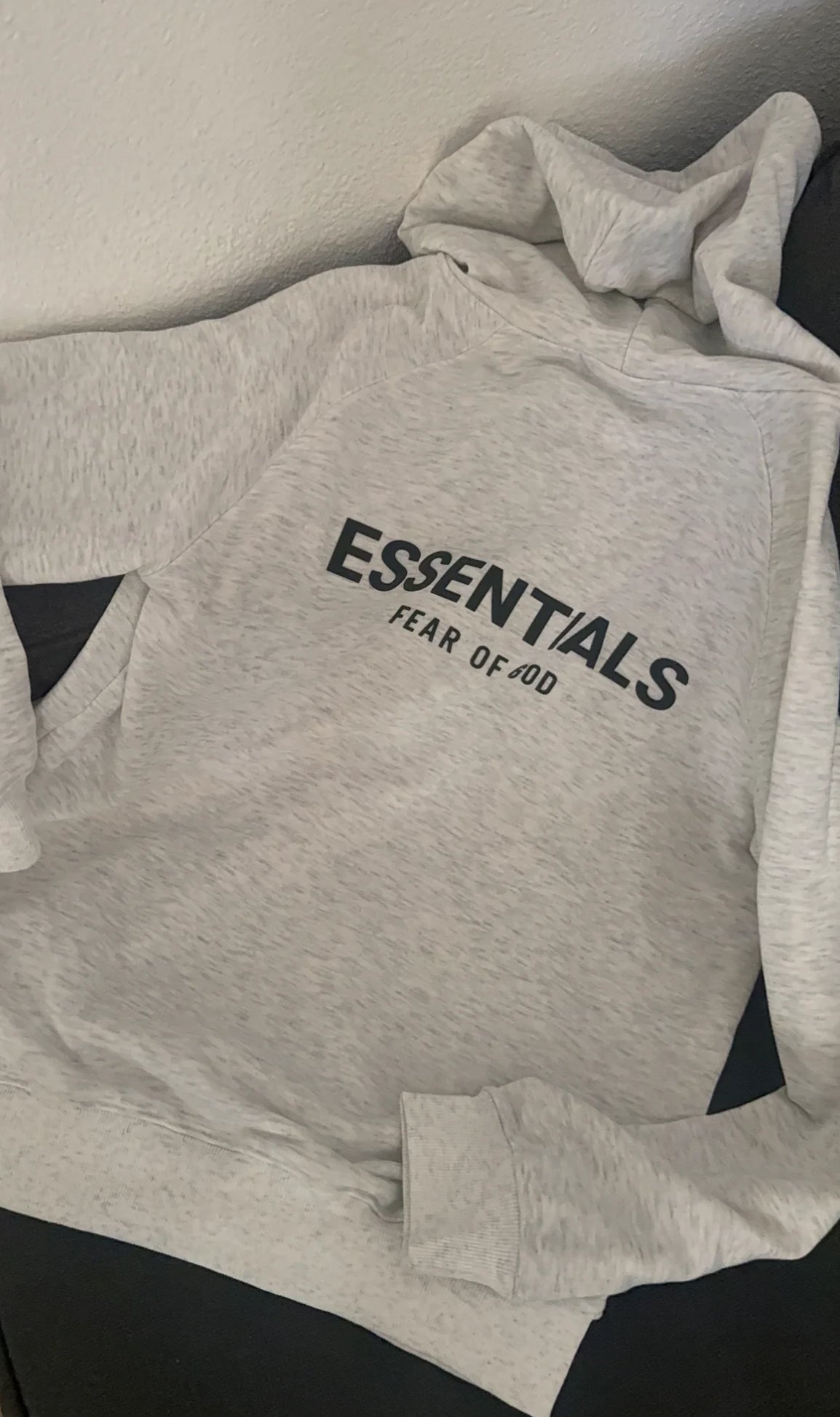 Grey Men hoodie - Essential