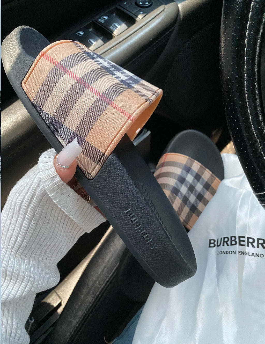 Unisex Berry Slides