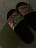 Woman’s Floral slides