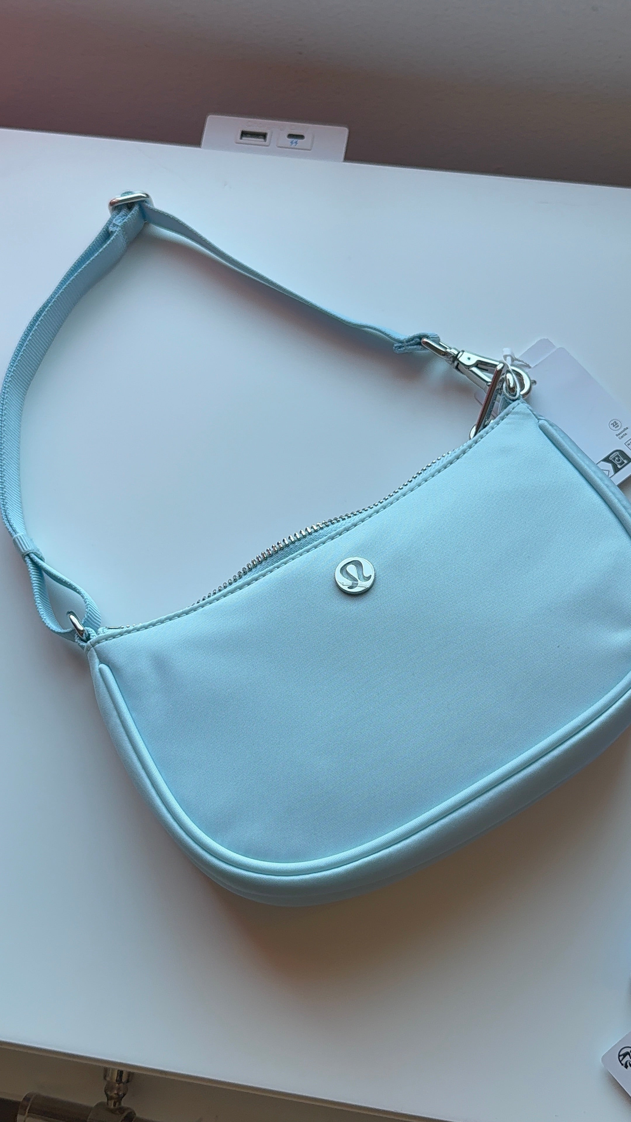 Blue Lulu purse 🩵