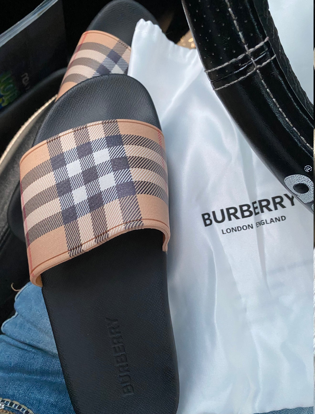 Unisex Berry Slides