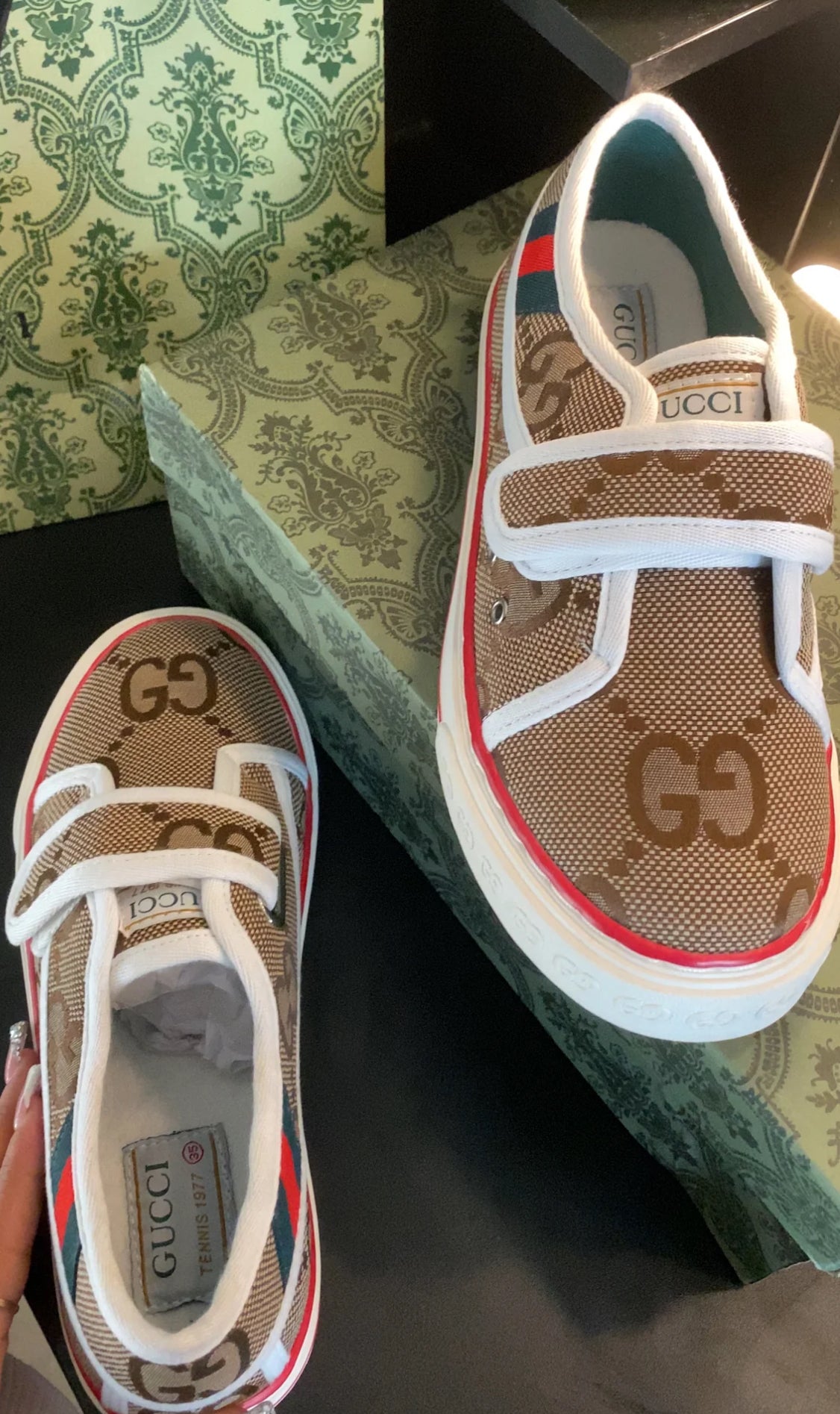 Gg Unisex Shoes with strap