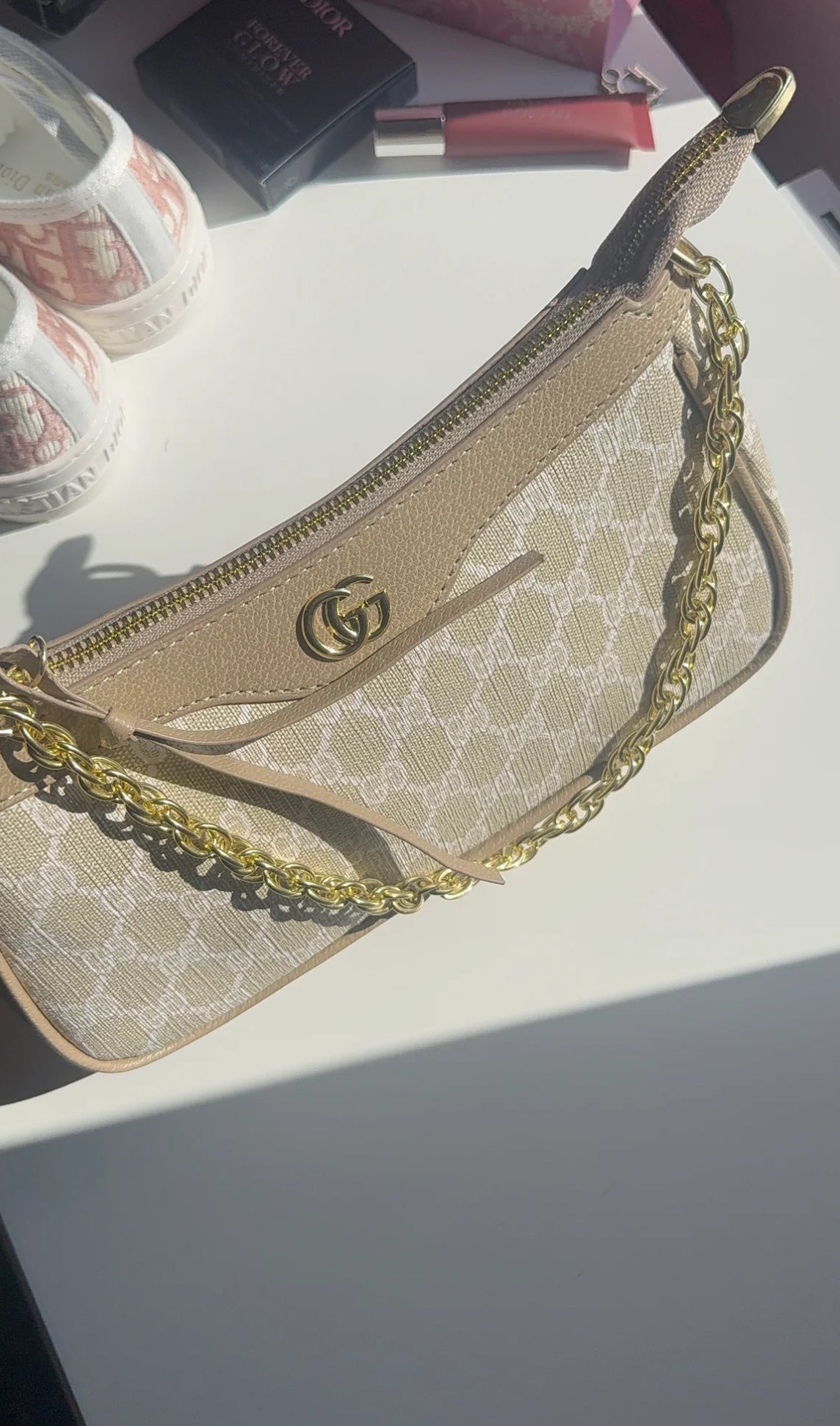 Light brown Gg purse