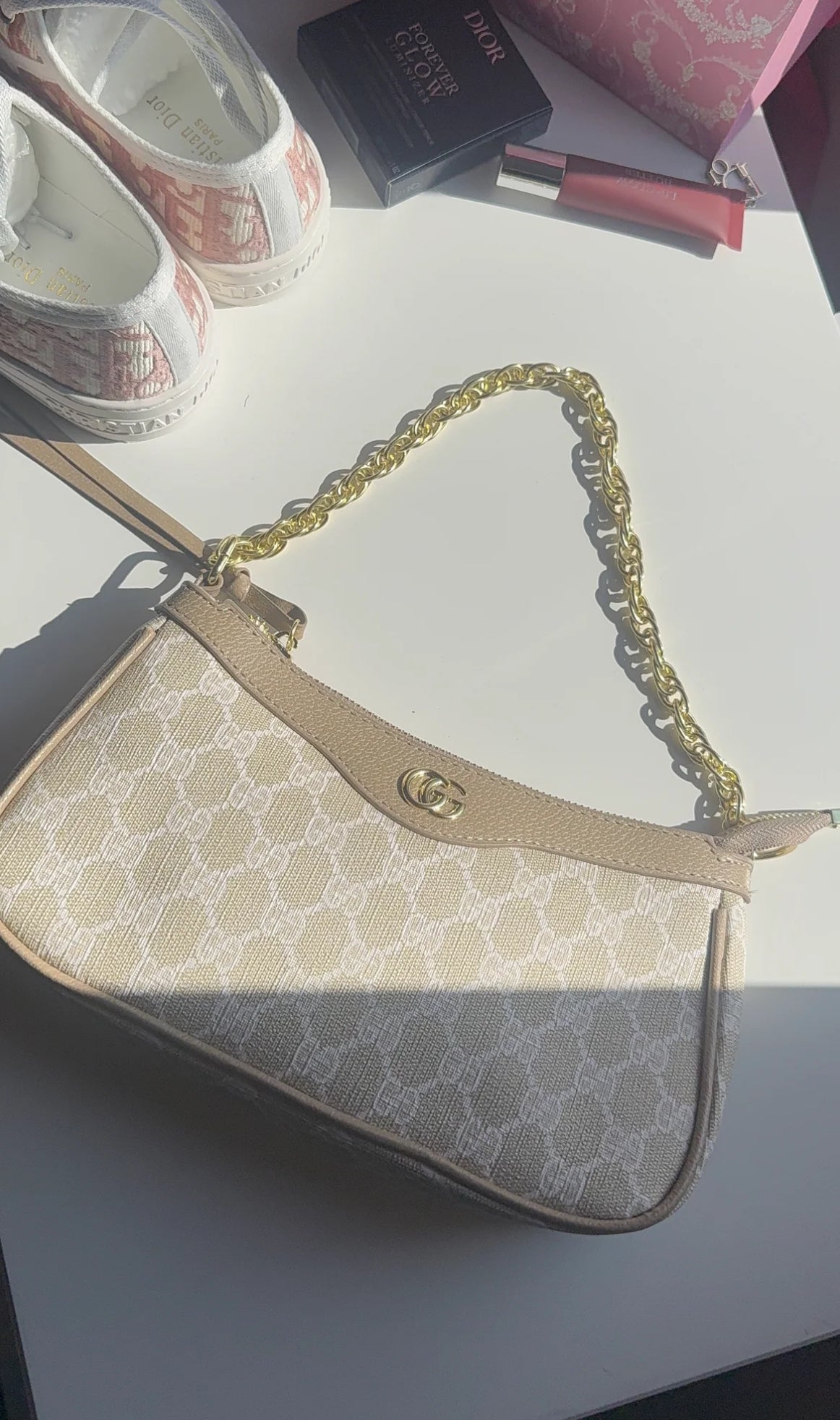 Light brown Gg purse