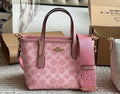 🎀Mini Pink purse with cross body strap
