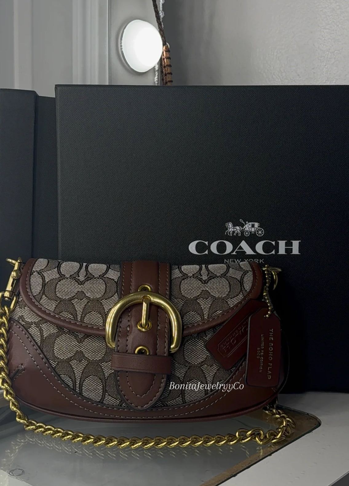 Brand new brown vintage purse