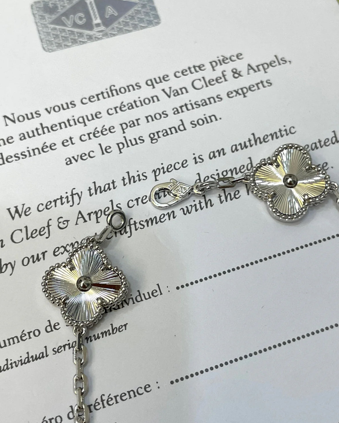 Silver clover bracelet with box