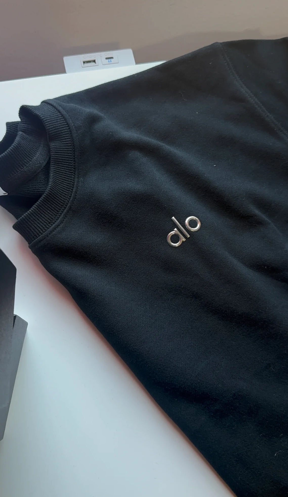 Black crew neck- cropped style