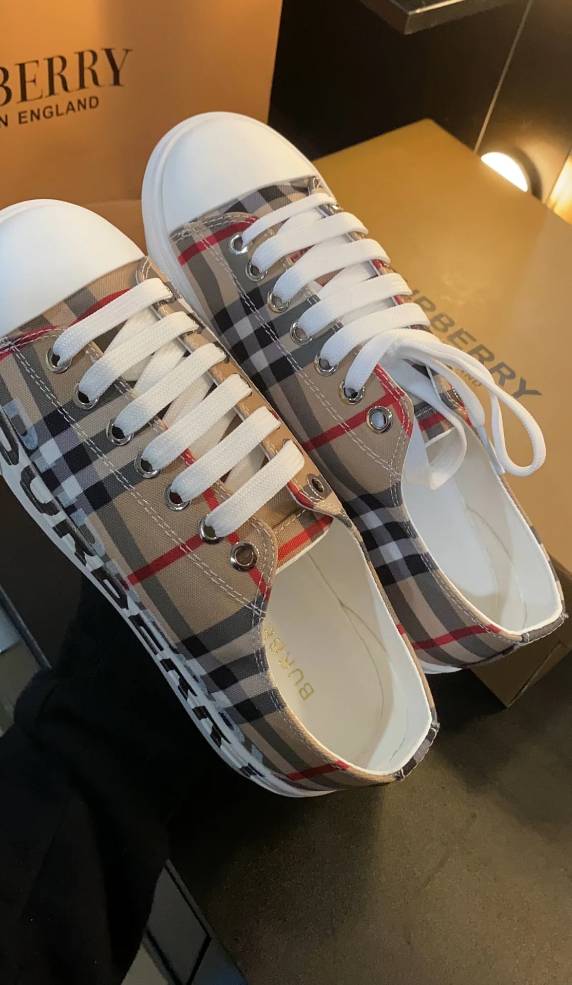 Womans Berrys shoe