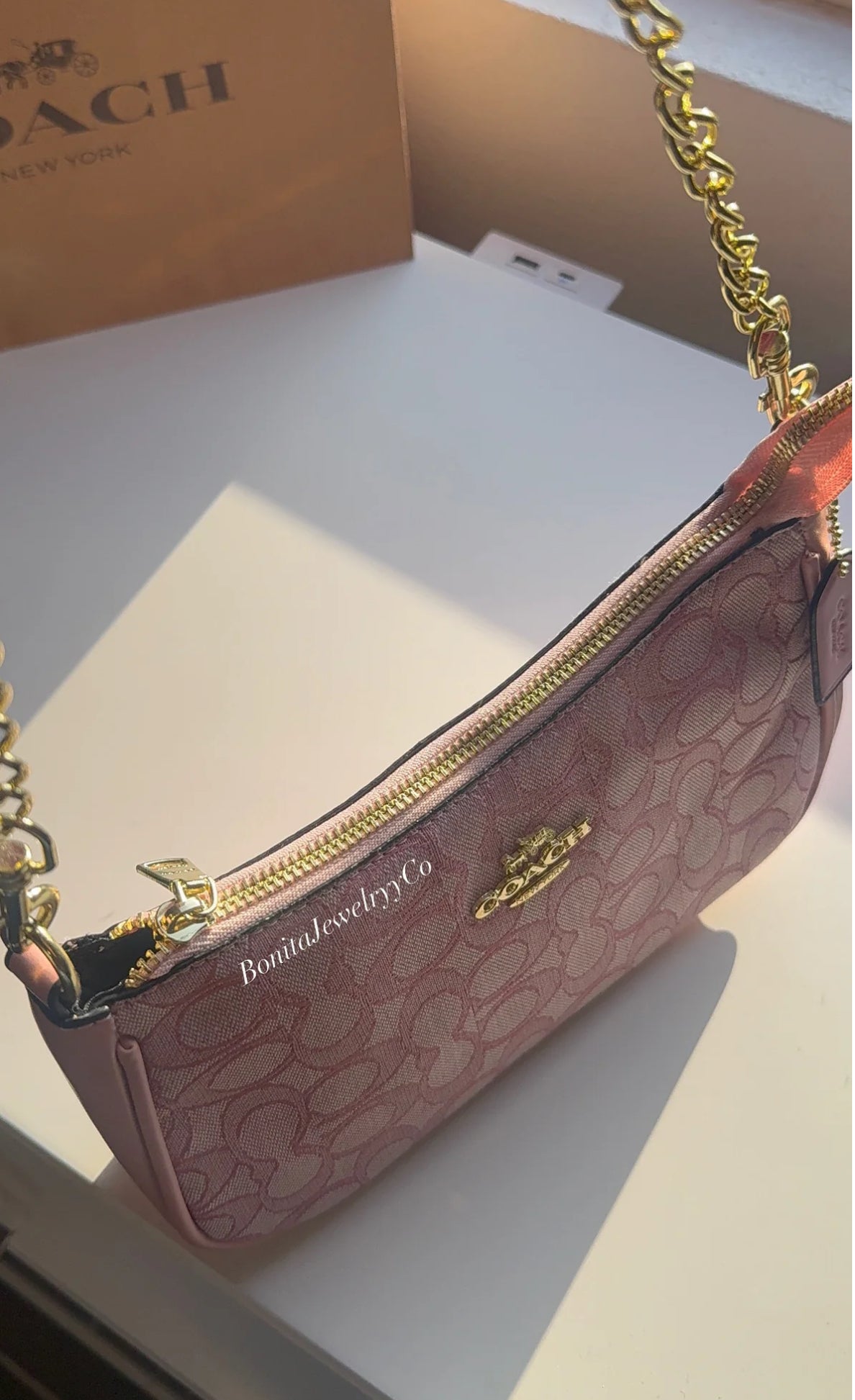 Pink purse