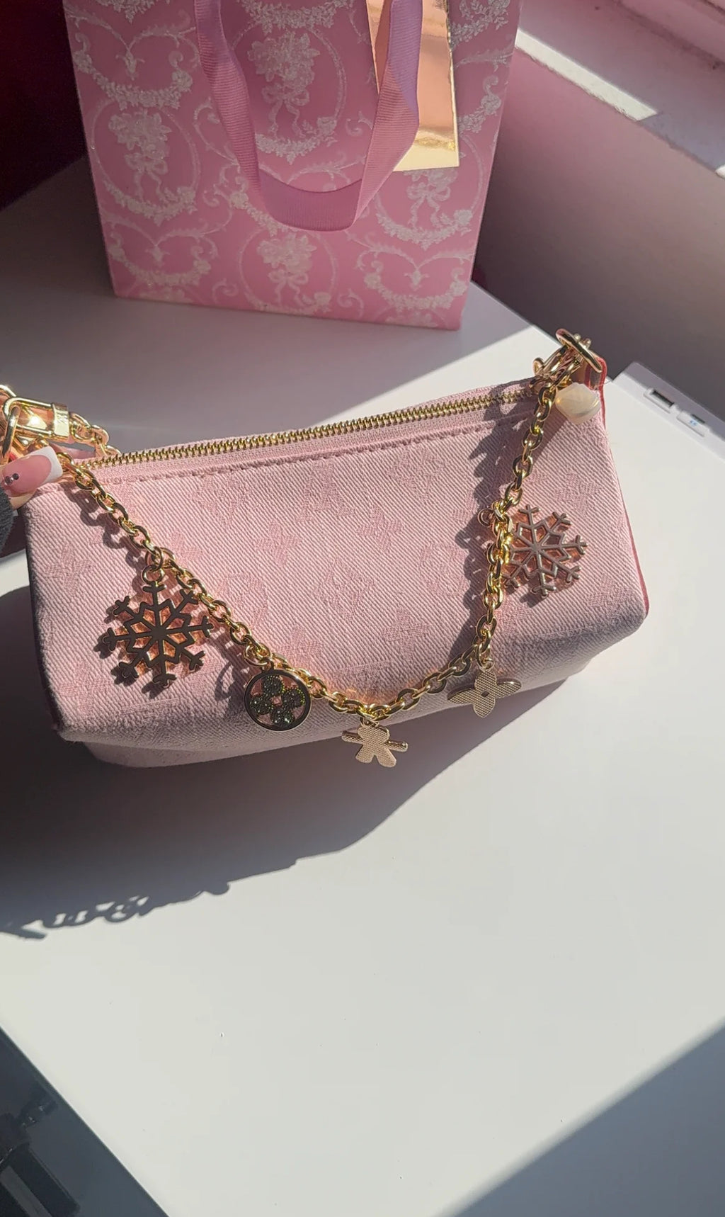 🎀Pink holiday theme purse